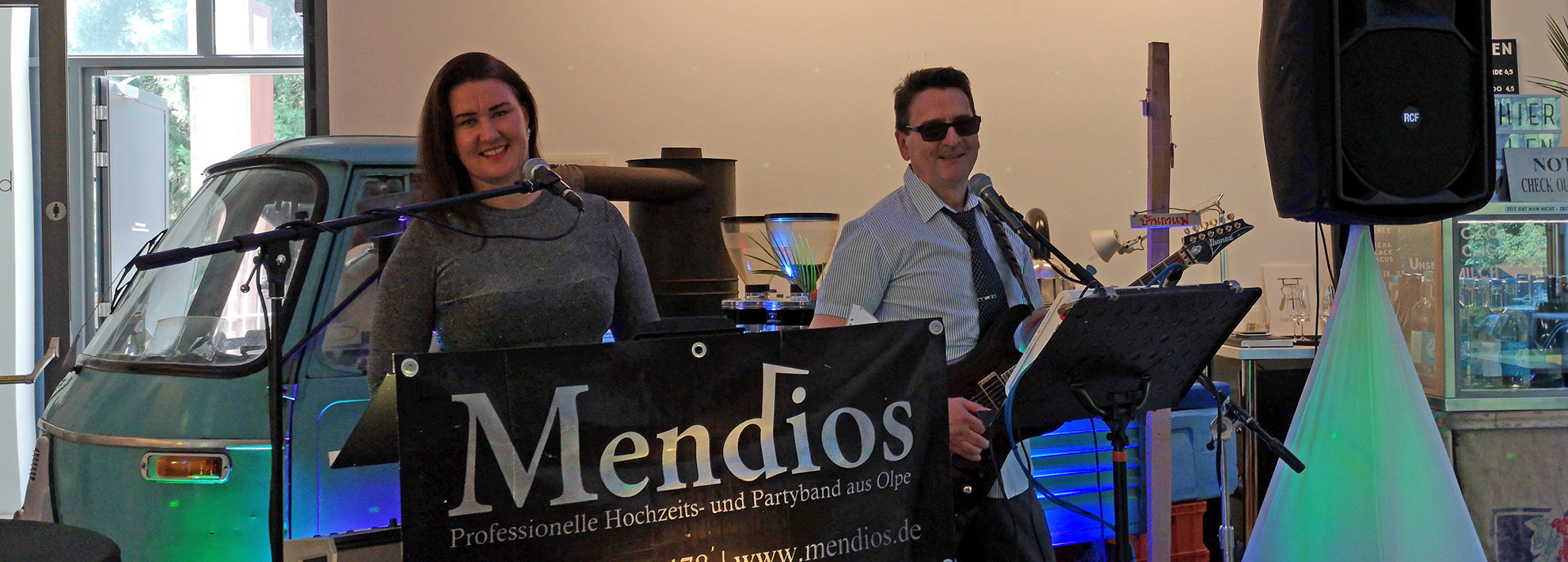 Mendios spielt Party — Für ein großes Publikum